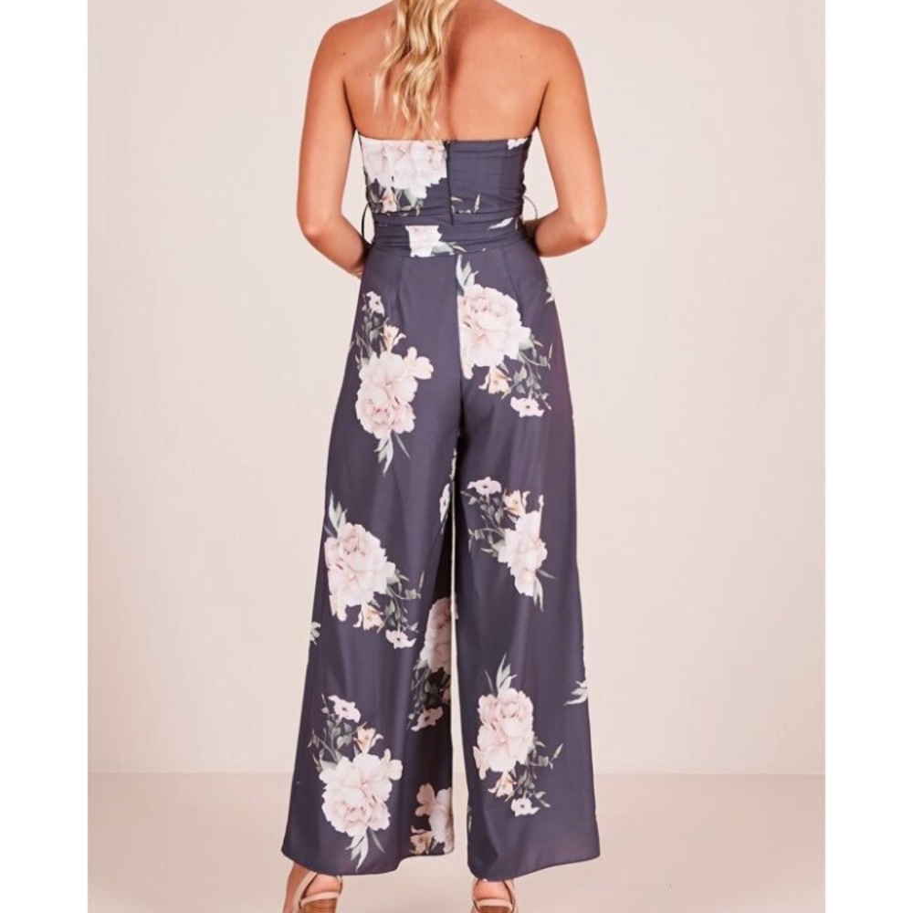 So kiss me jumpsuit in charcoal floral - Picture 5 of 8